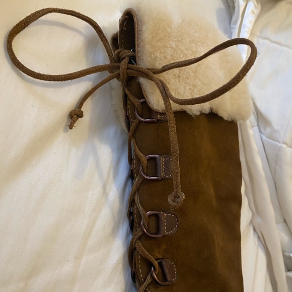 Suede Leather & Shearling Fur Winter Boots - Picture 4 of 5